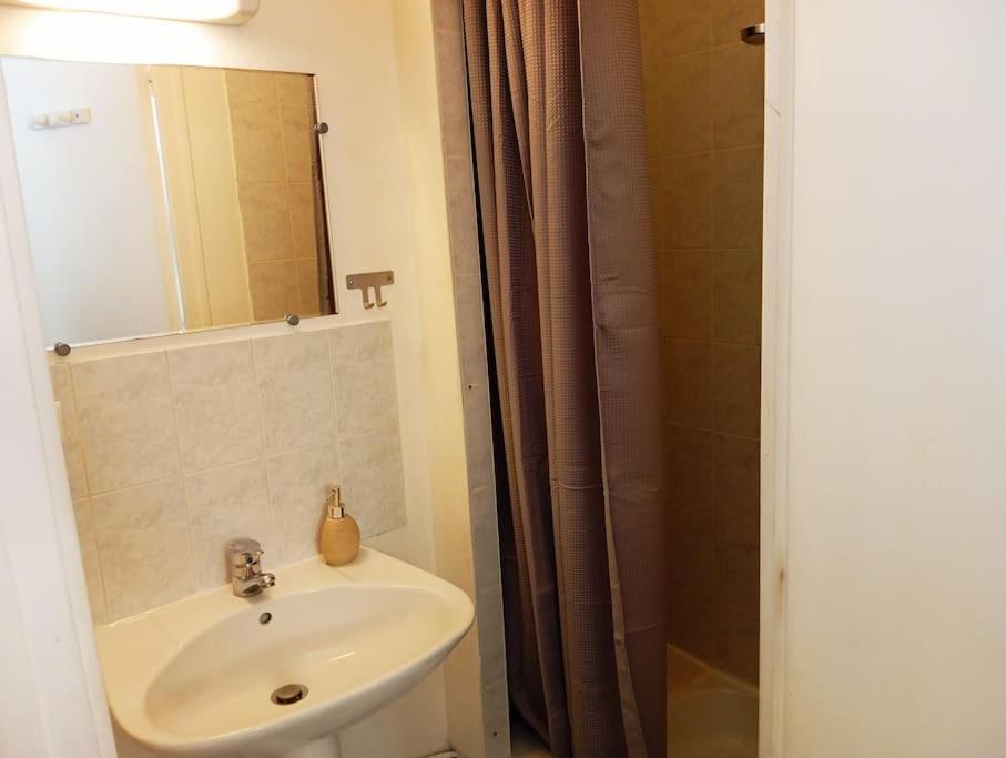 Appartement 512 Grand Bonheur En Hypercentre à Reims Extérieur photo