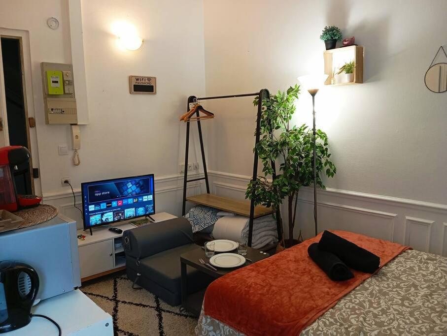 Appartement 512 Grand Bonheur En Hypercentre à Reims Extérieur photo